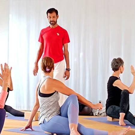 yin-yan-yoga-bali-ubud